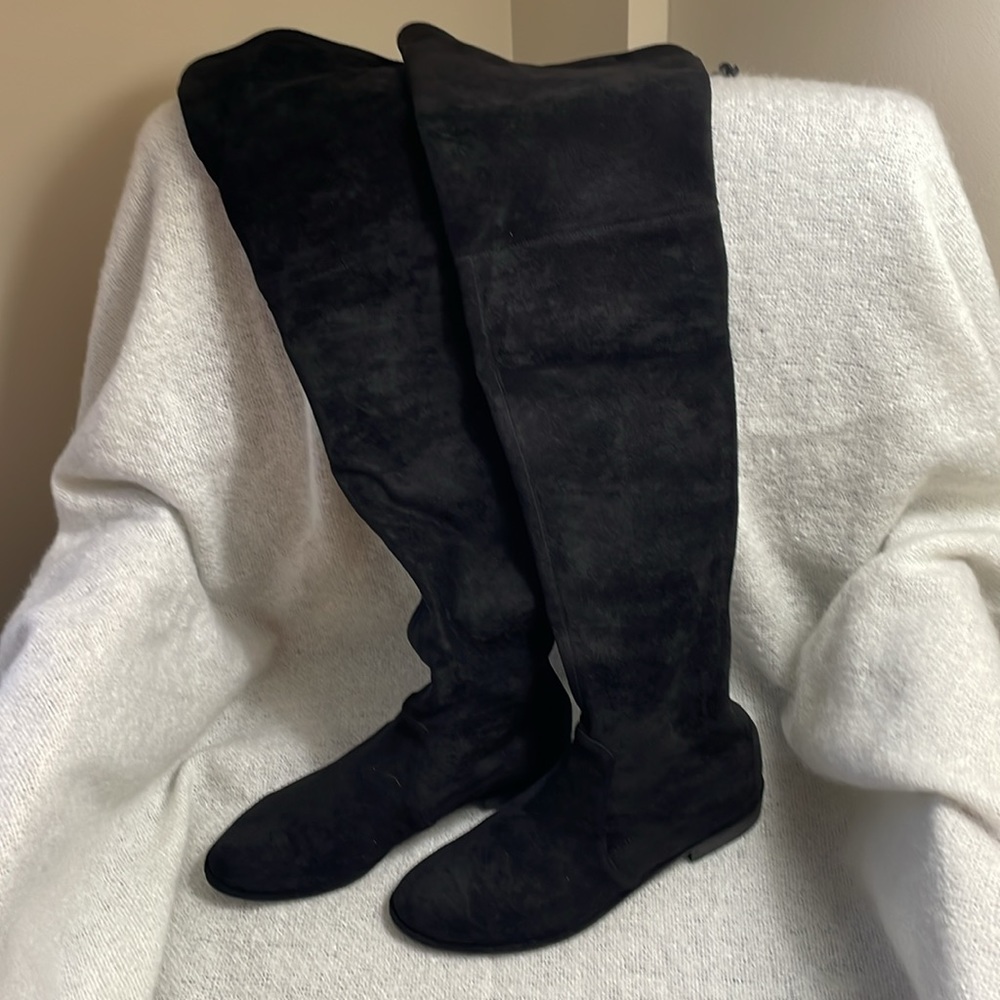 Silent D Over the Knee Faux Suede Black Boots NIB size 39 (8.5) color black